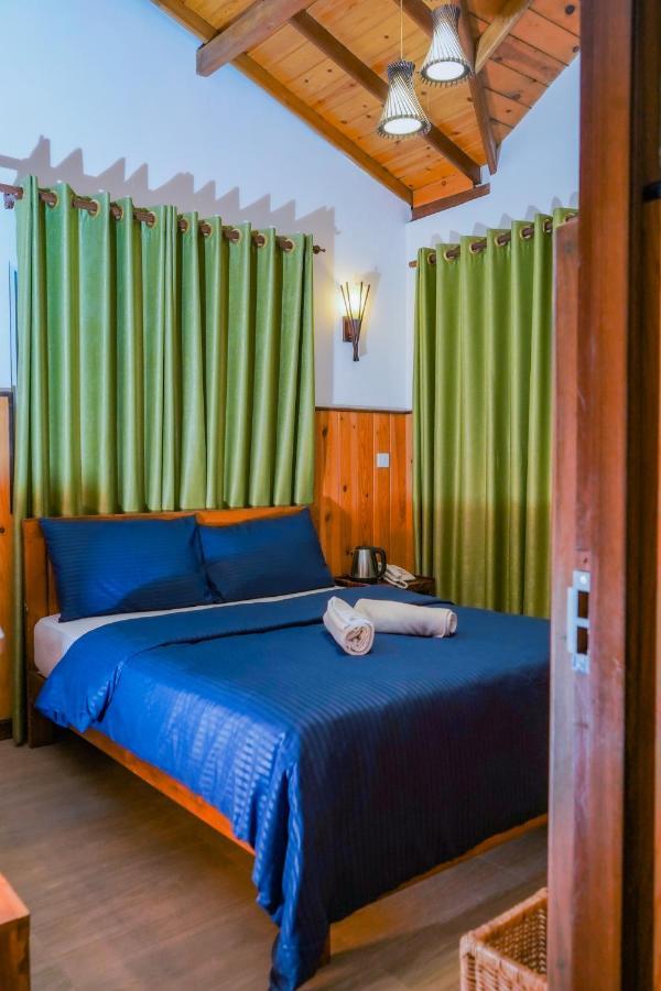 Blue Moon Residency Hotel Nuwara Eliya Buitenkant foto