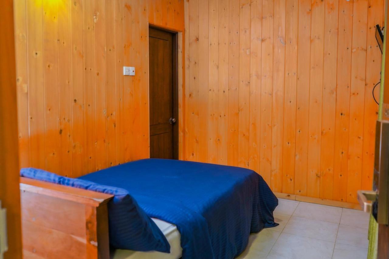 Blue Moon Residency Hotel Nuwara Eliya Buitenkant foto