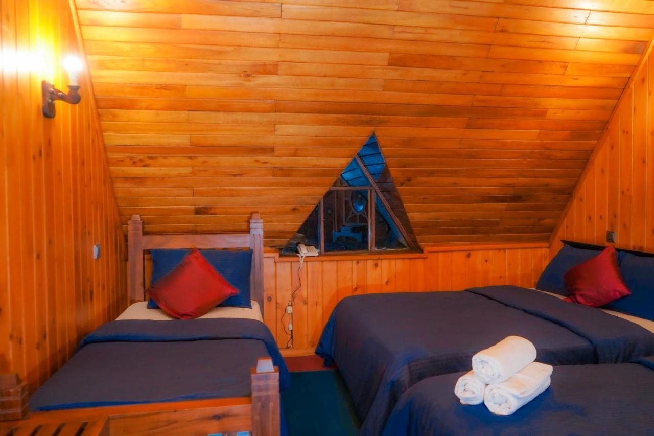 Blue Moon Residency Hotel Nuwara Eliya Buitenkant foto