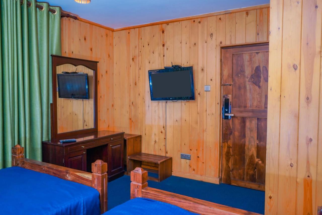 Blue Moon Residency Hotel Nuwara Eliya Buitenkant foto