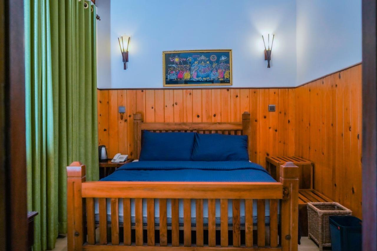 Blue Moon Residency Hotel Nuwara Eliya Buitenkant foto
