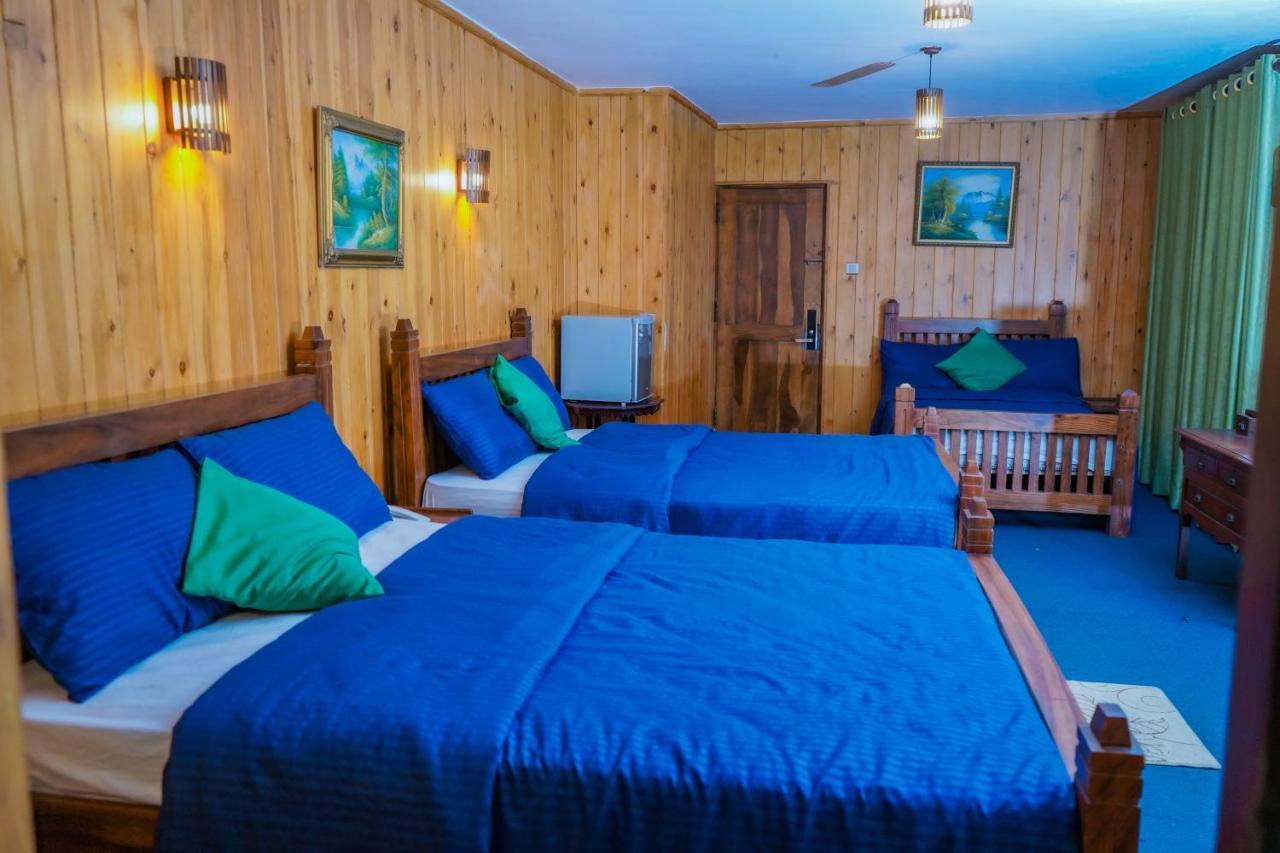 Blue Moon Residency Hotel Nuwara Eliya Buitenkant foto
